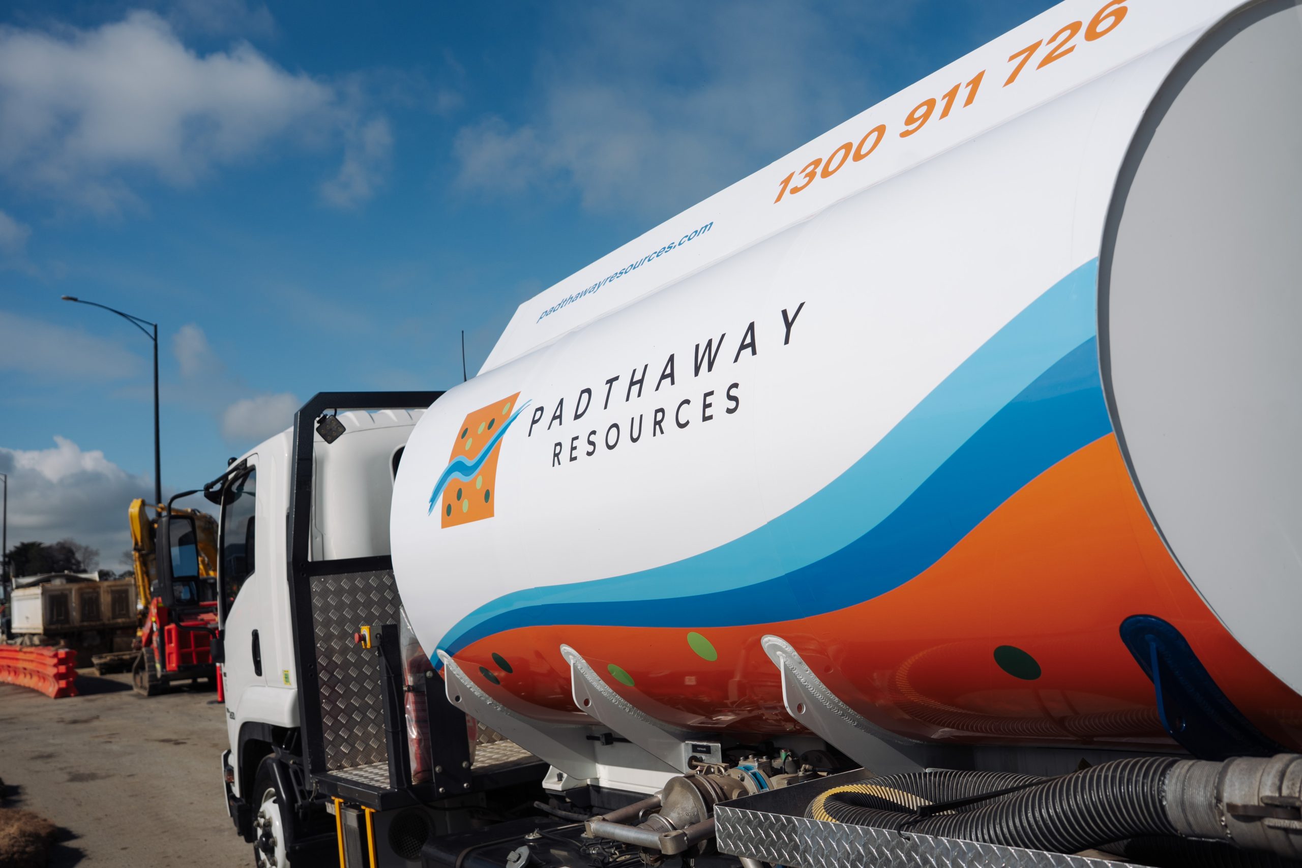 padthaway-tanker-refueling-39 PRC tanker refuelling on site